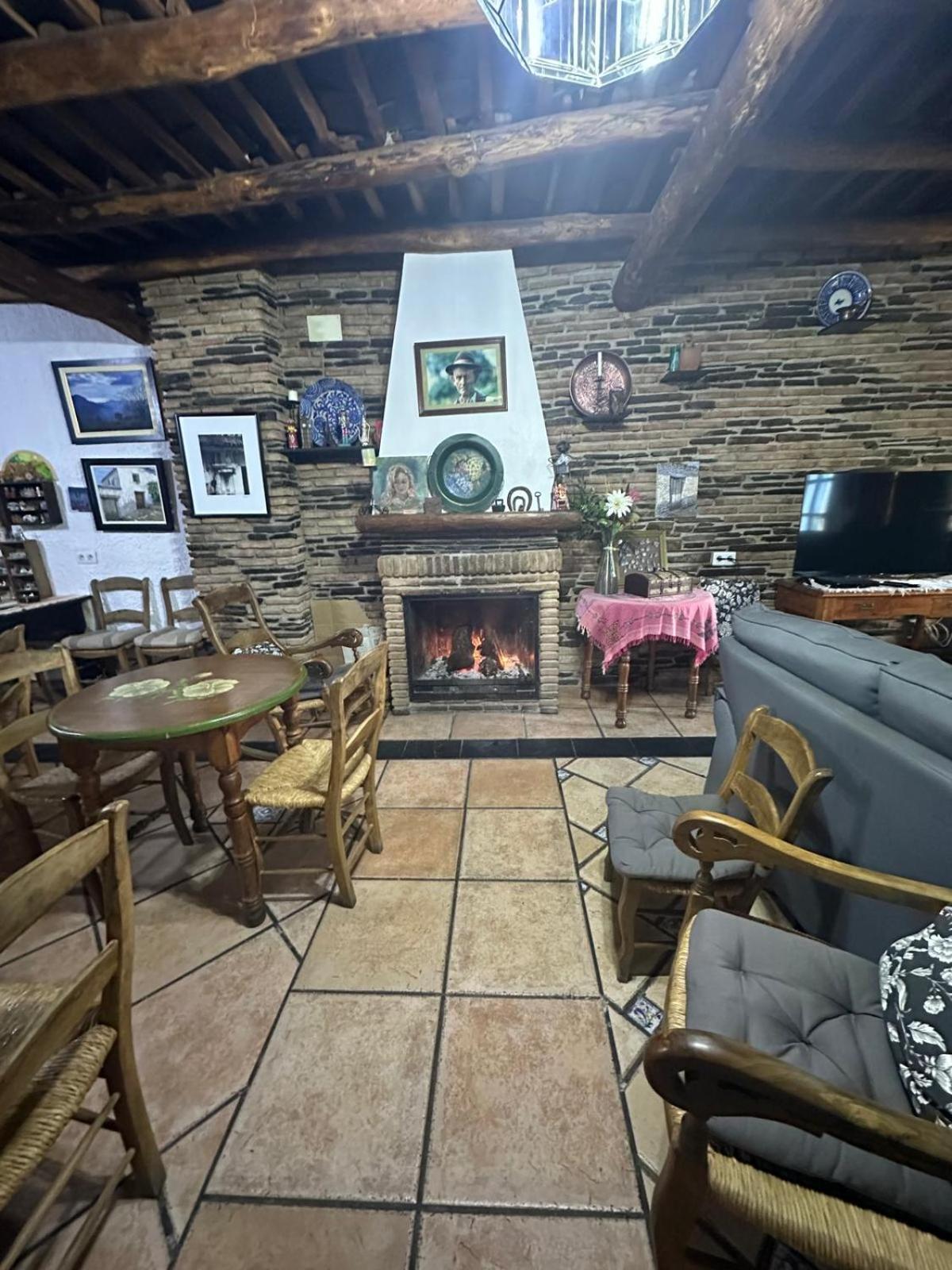 Hostal Rural Las Terrazas De La Alpujarra Bubión Eksteriør billede